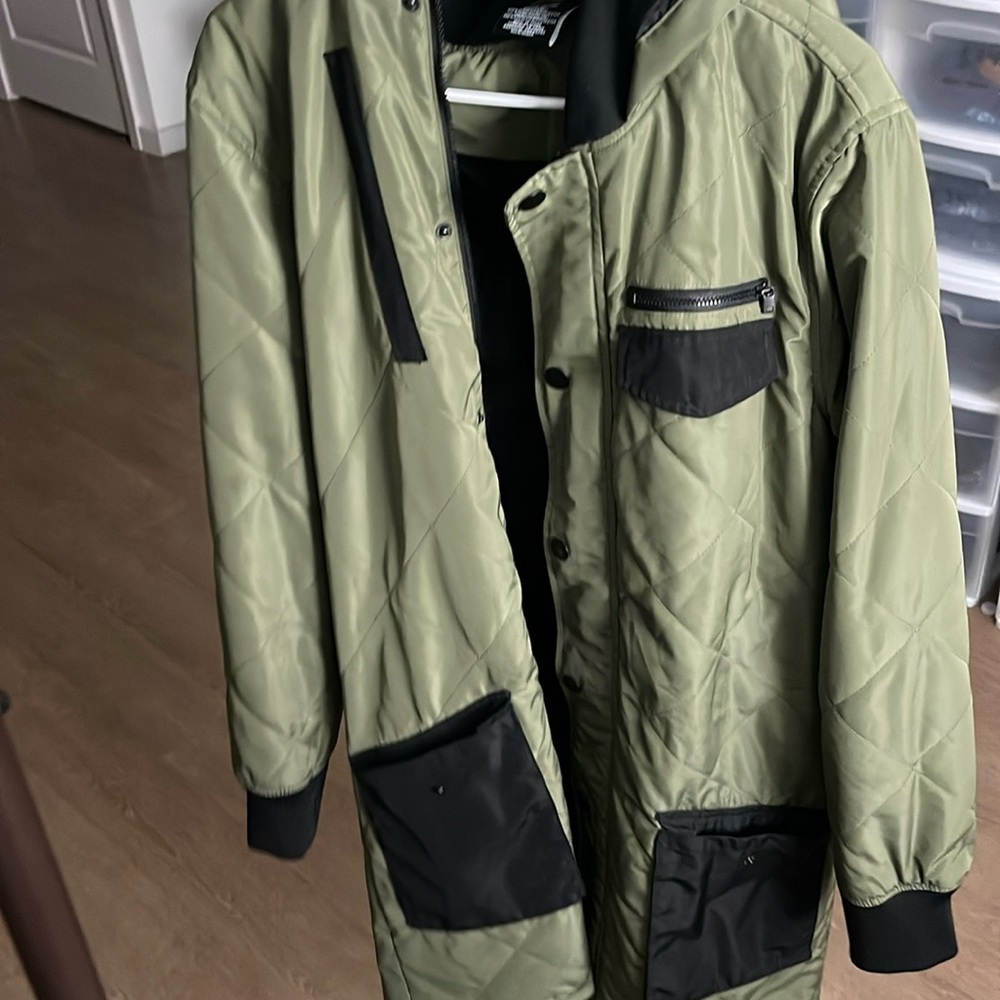Olive green men’s quarter length coat